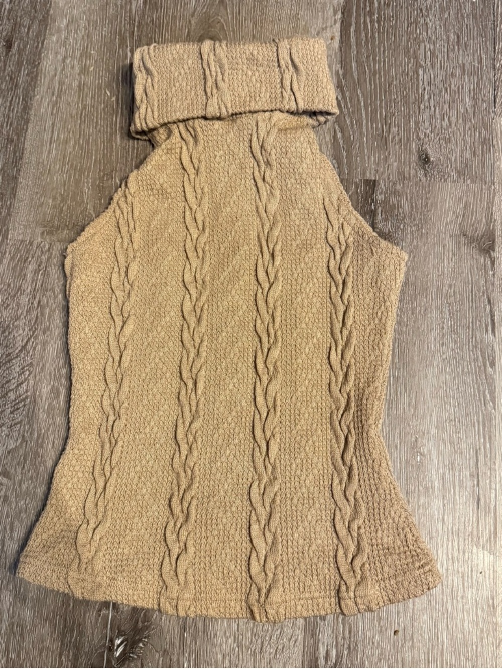 Sleeveless Cable Knit Turtleneck Sweater - Camel